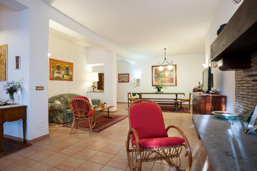 La Villa Di Lucia Витербо Экстерьер фото